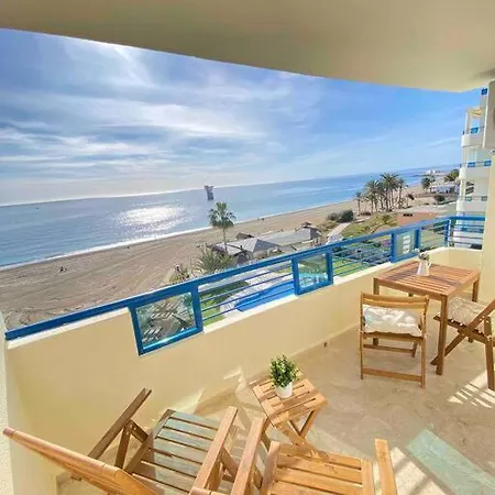 Front View By Sol Maestranza Apartmán Marbella