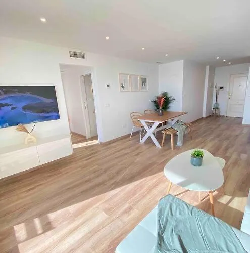 Front View By Sol Maestranza 마르베야